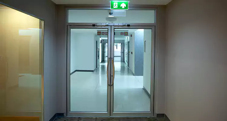 Emergency Glass Door Repair in Glenvar Heights, FL