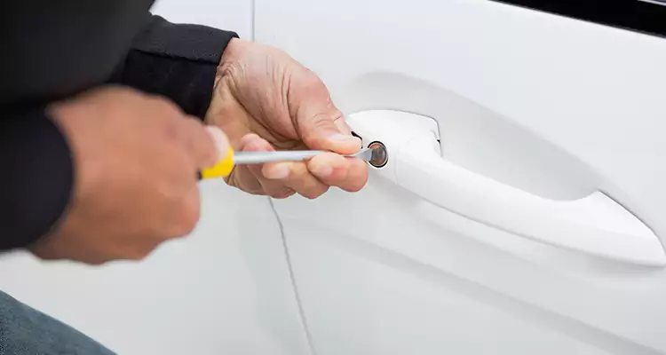 Door Knob Repair Plate in Glenvar Heights, FL