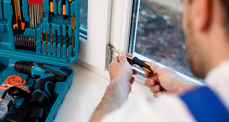 Mirrored Sliding Doors Replacement Expert in Glenvar Heights, FL